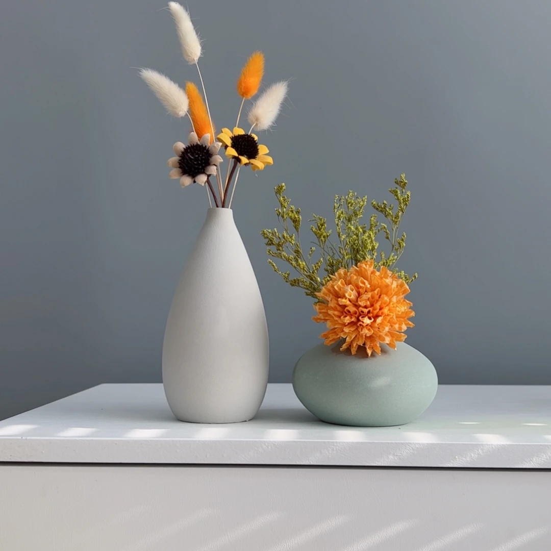 摆件陶瓷小花瓶摆件含花总高约20-30cm