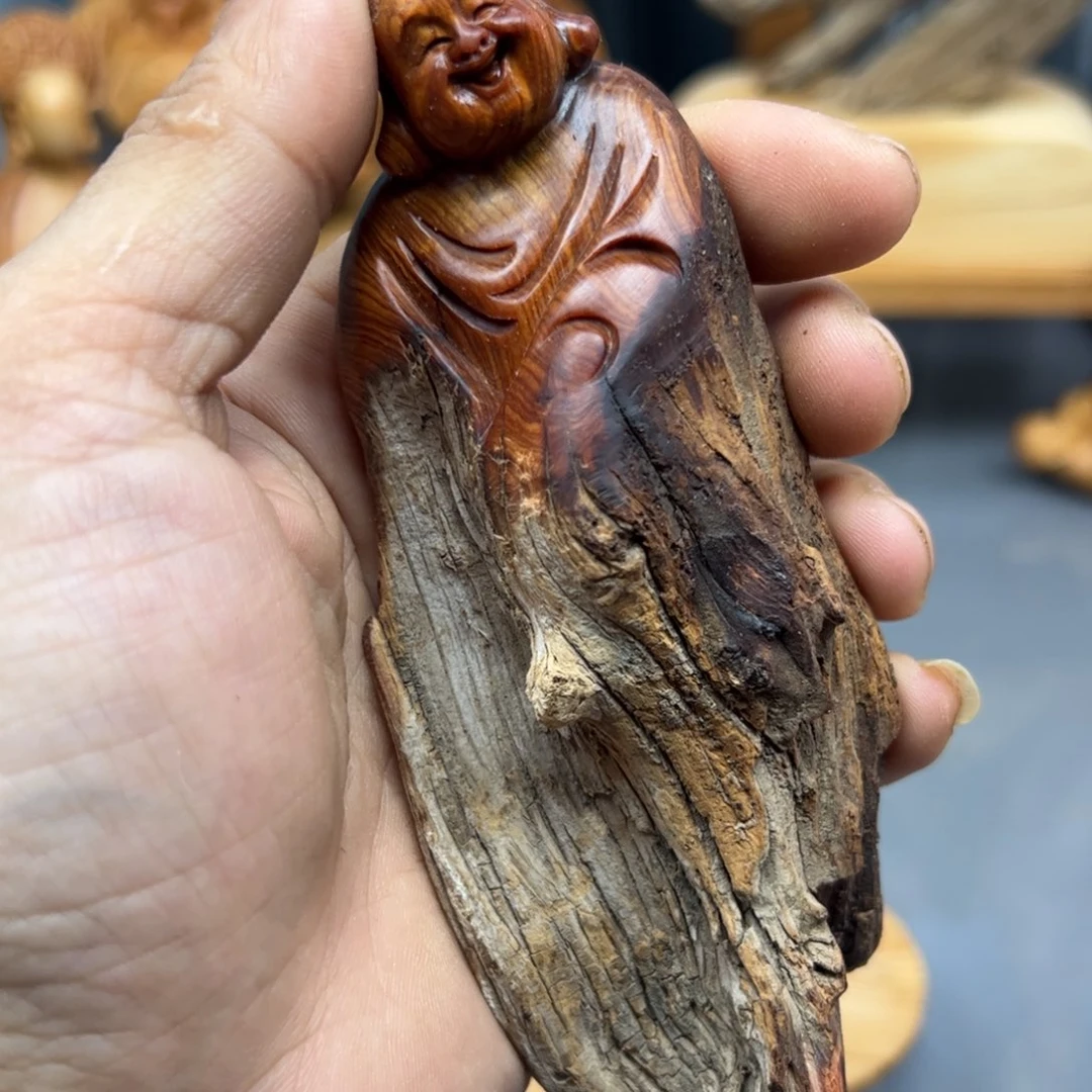 只***跑木崖柏木摆件手把件