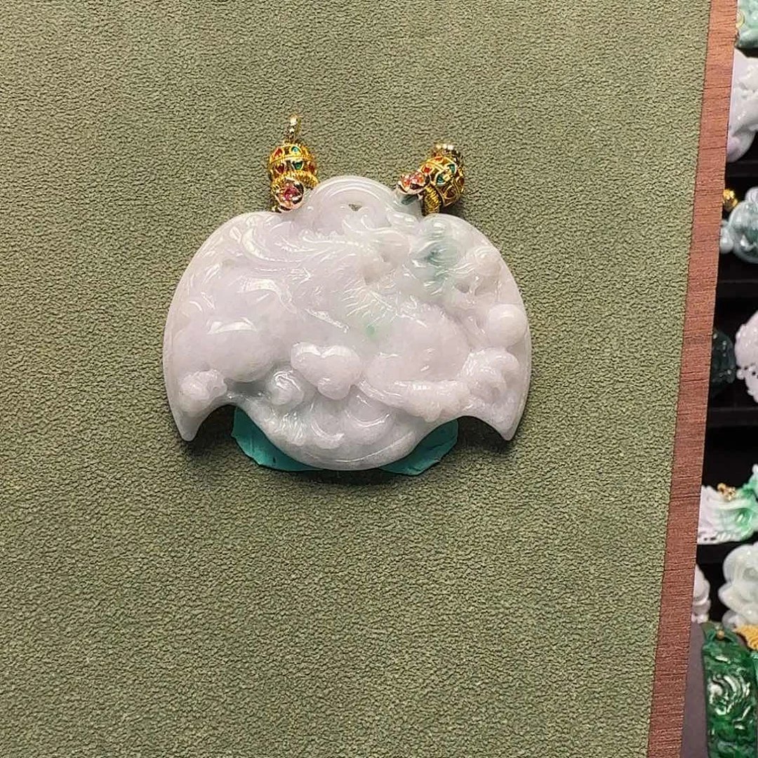 吊坠(赠链)合金翡翠