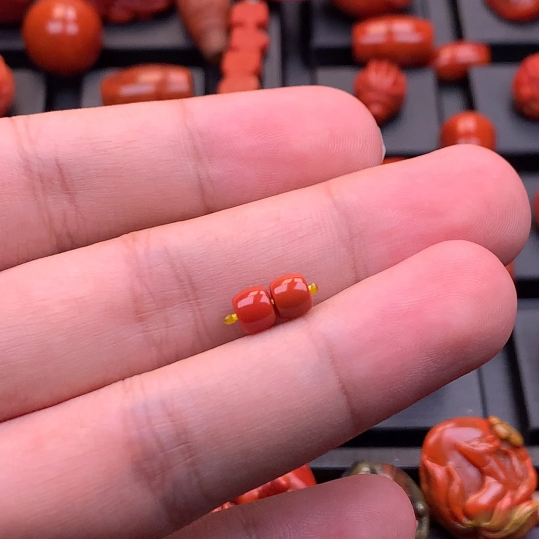 南红玛瑙未镶嵌南红川料原矿直切对珠5.5mm