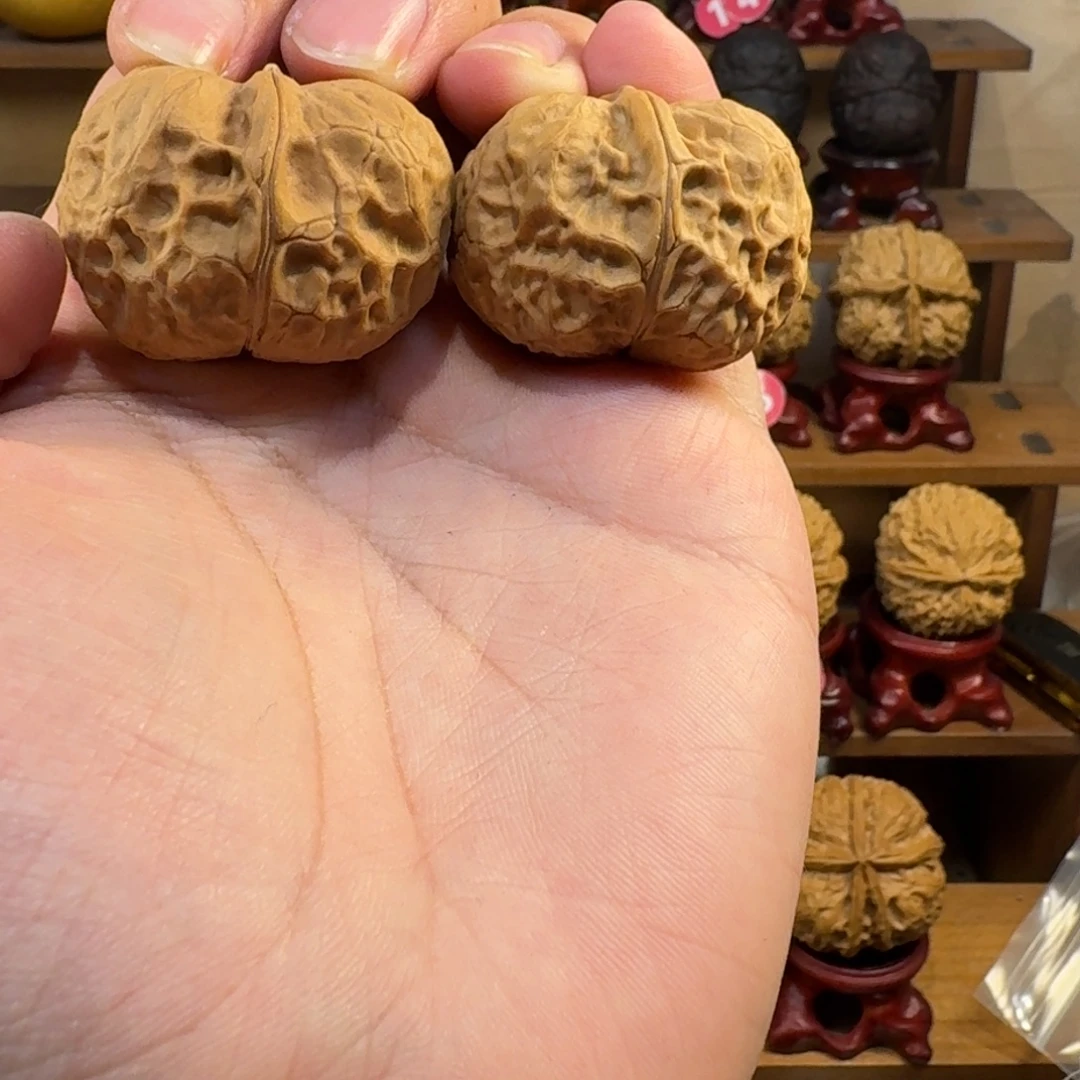 固***廷铁核桃把件金甲元宝