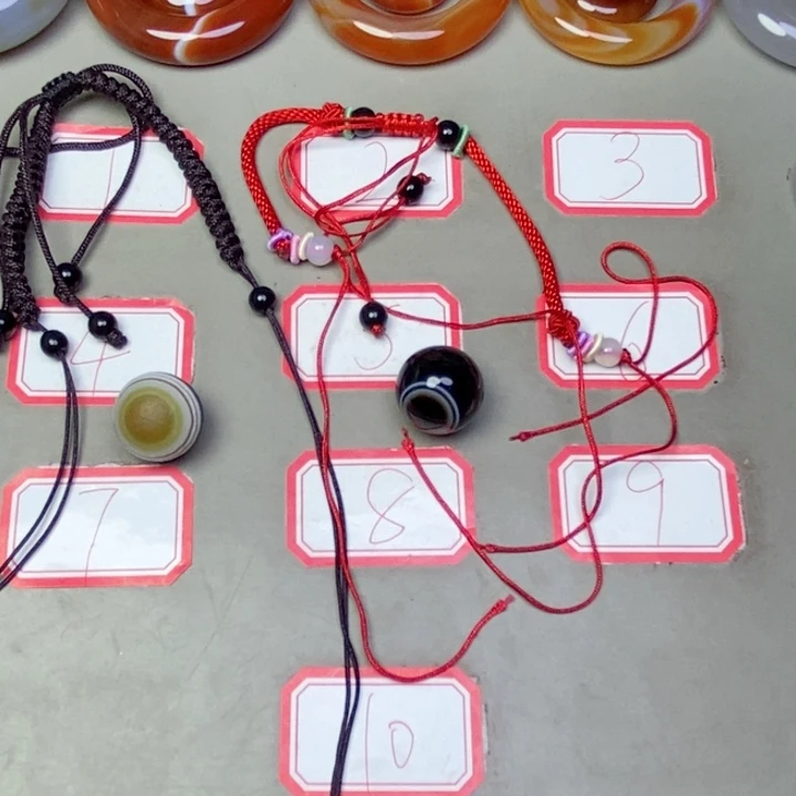 玛瑙/玉髓颈饰未镶嵌