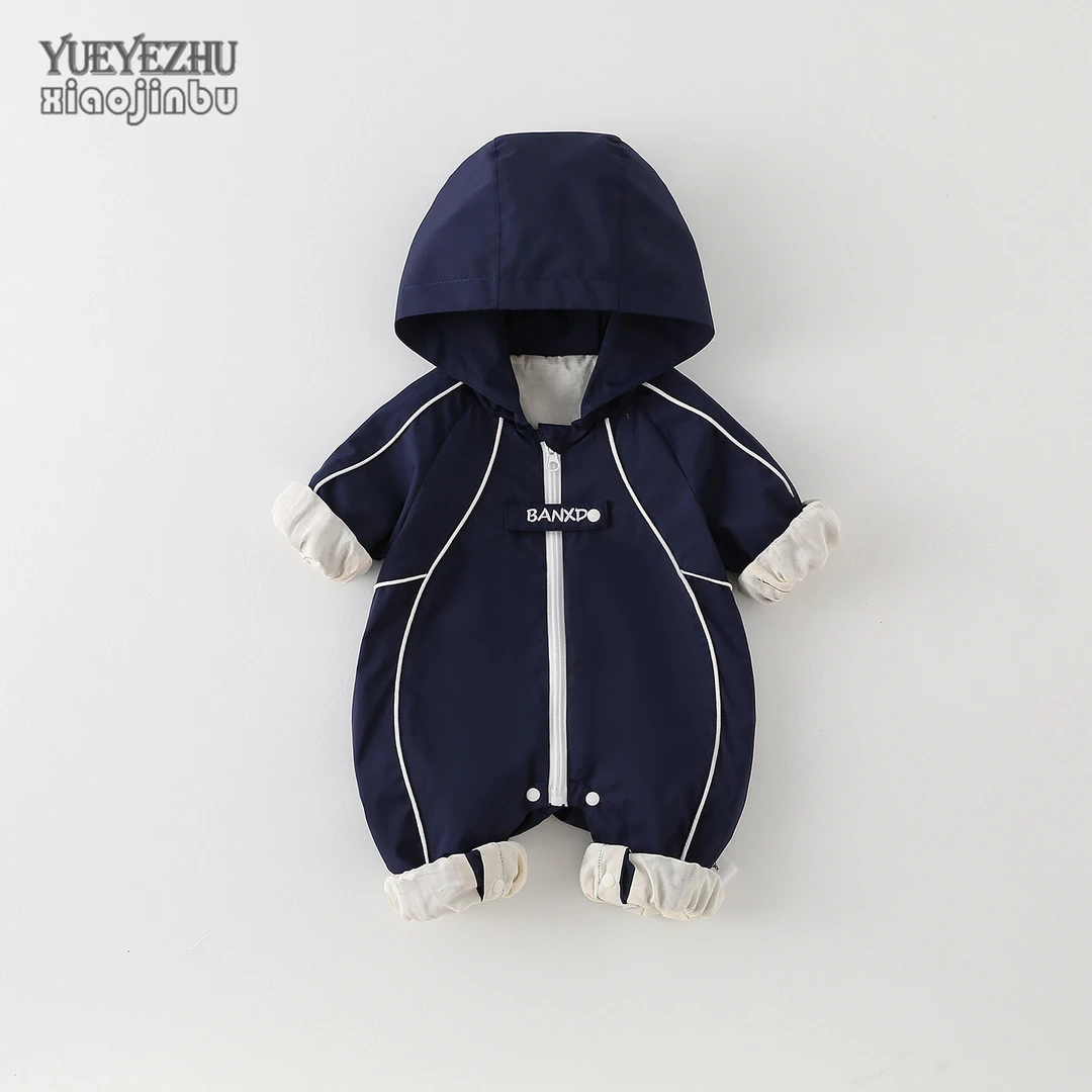 帅气男宝宝秋装外出连体衣新生婴儿衣服春秋韩版休闲冲锋衣爬服潮