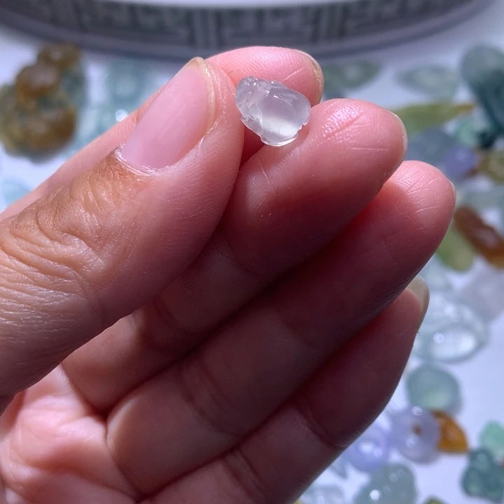 定制翡翠未镶嵌高冰貔貅