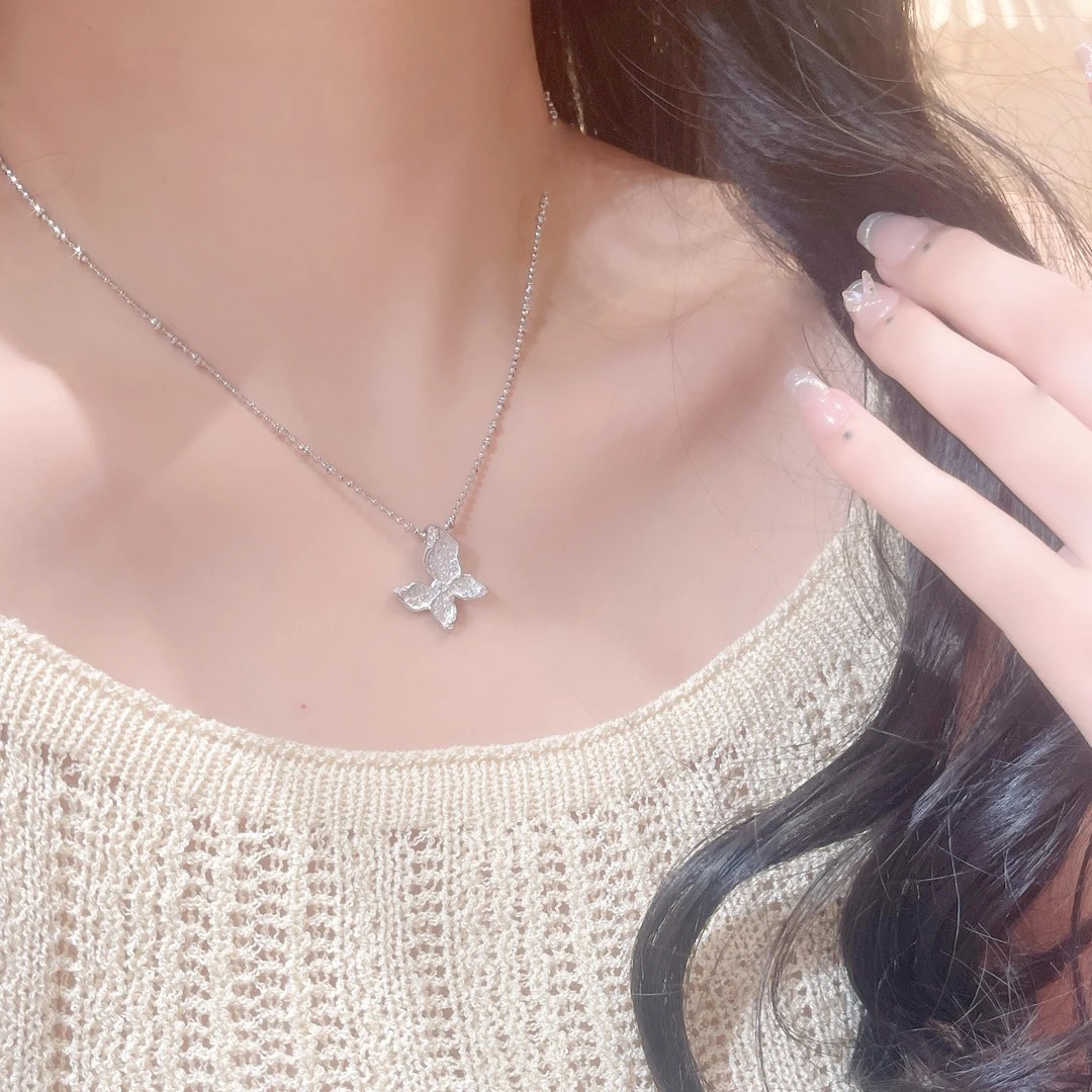 铜项链 GINIFIMOR 项链 a378 法式轻奢复古拉丝漫舞蝴蝶项链女