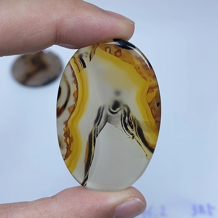 玛瑙/玉髓未镶嵌珠宝半成品