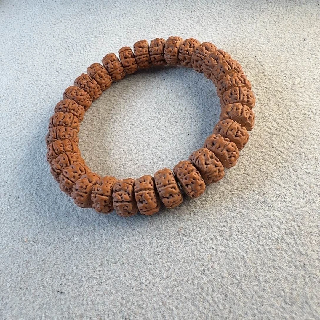 金刚菩提吊坠薄切老树王