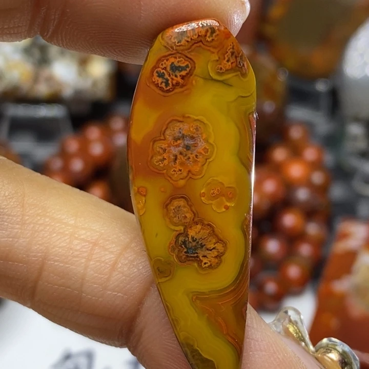 玛瑙/玉髓颈饰未镶嵌