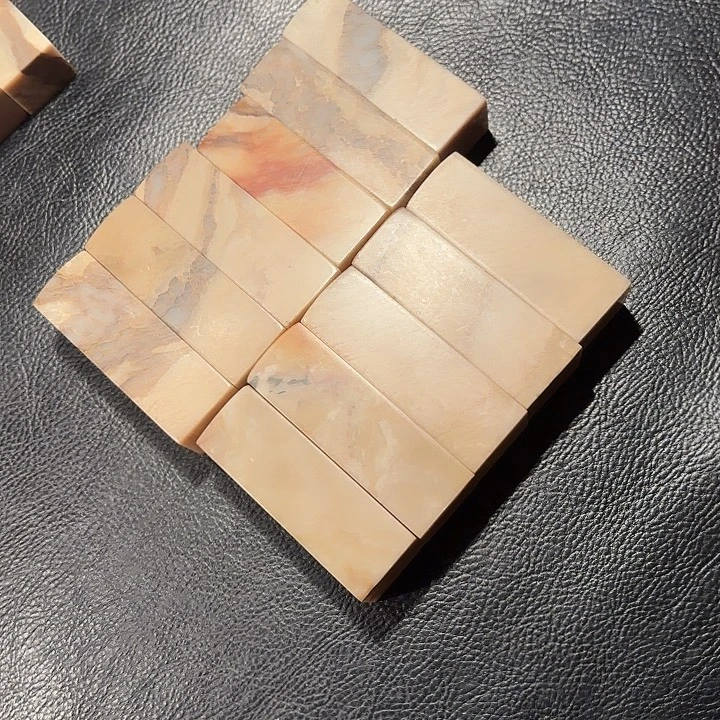 二***四昌化石11个…………………