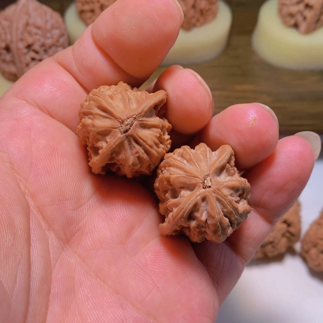 m***a吊坠文玩核桃文玩核桃野生鸡心