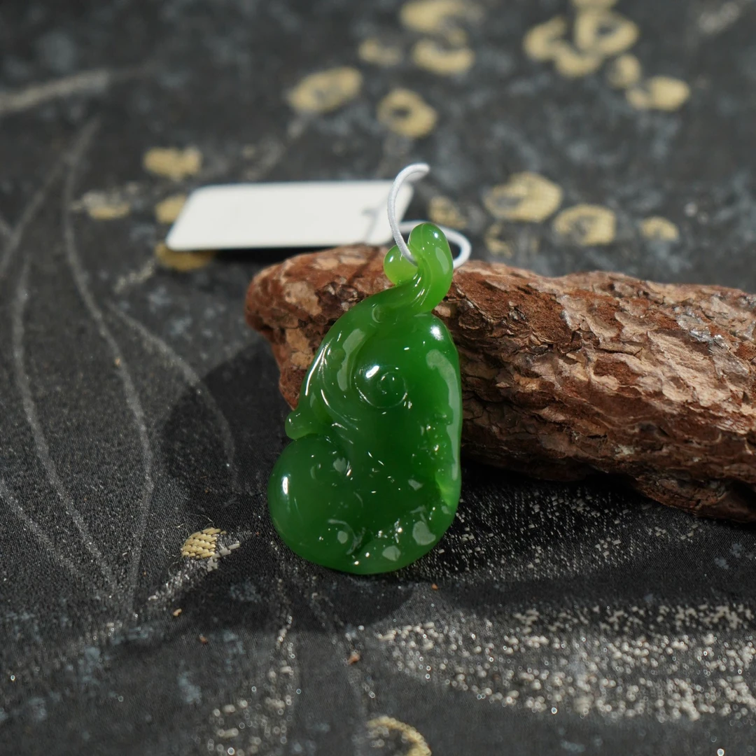 HD01598和田玉碧玉灵芝吊坠