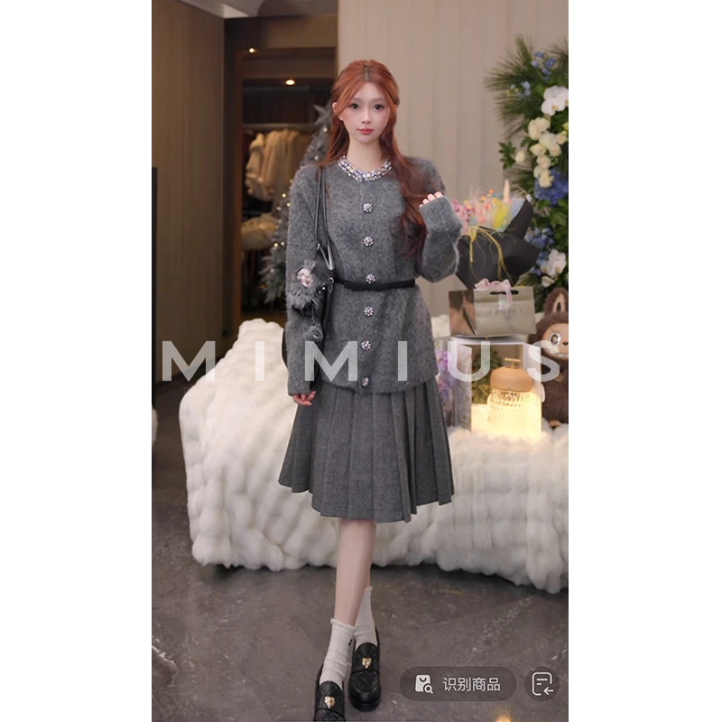 【mimius】七26早春气质羊毛针织钻钻圆领针织衫/含腰带汉服WH01031