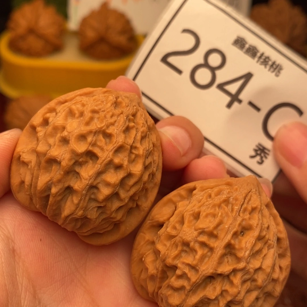把件文玩核桃金牛36……