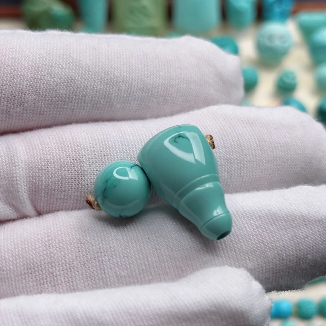 未镶嵌绿松石珠宝奇石