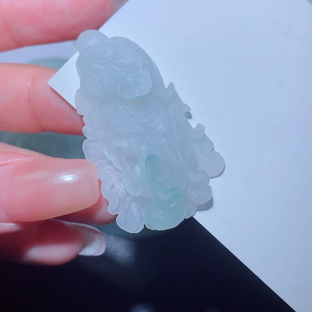 未镶嵌吊坠定制翡翠