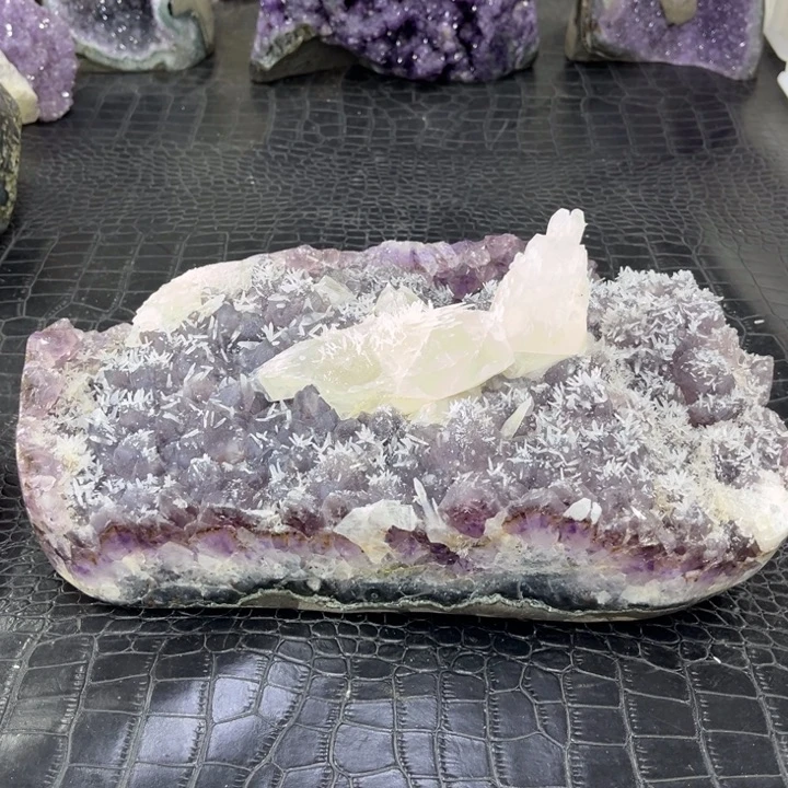 未镶嵌水晶珠宝半成品紫晶奇石