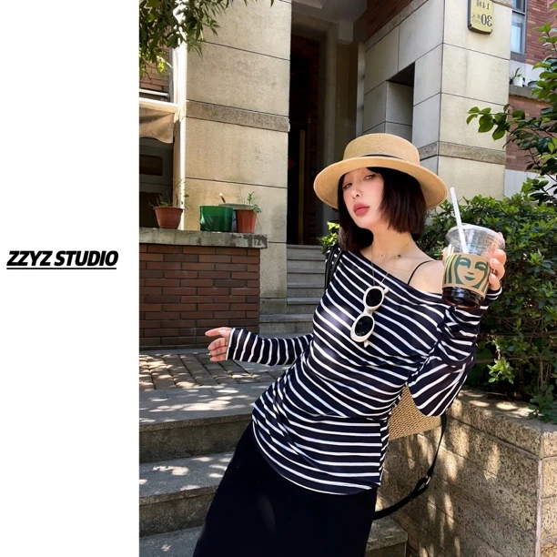 【ZZYZ】“条纹元素”轻薄露肩高级感百搭条纹一字肩防晒罩衫长袖T恤