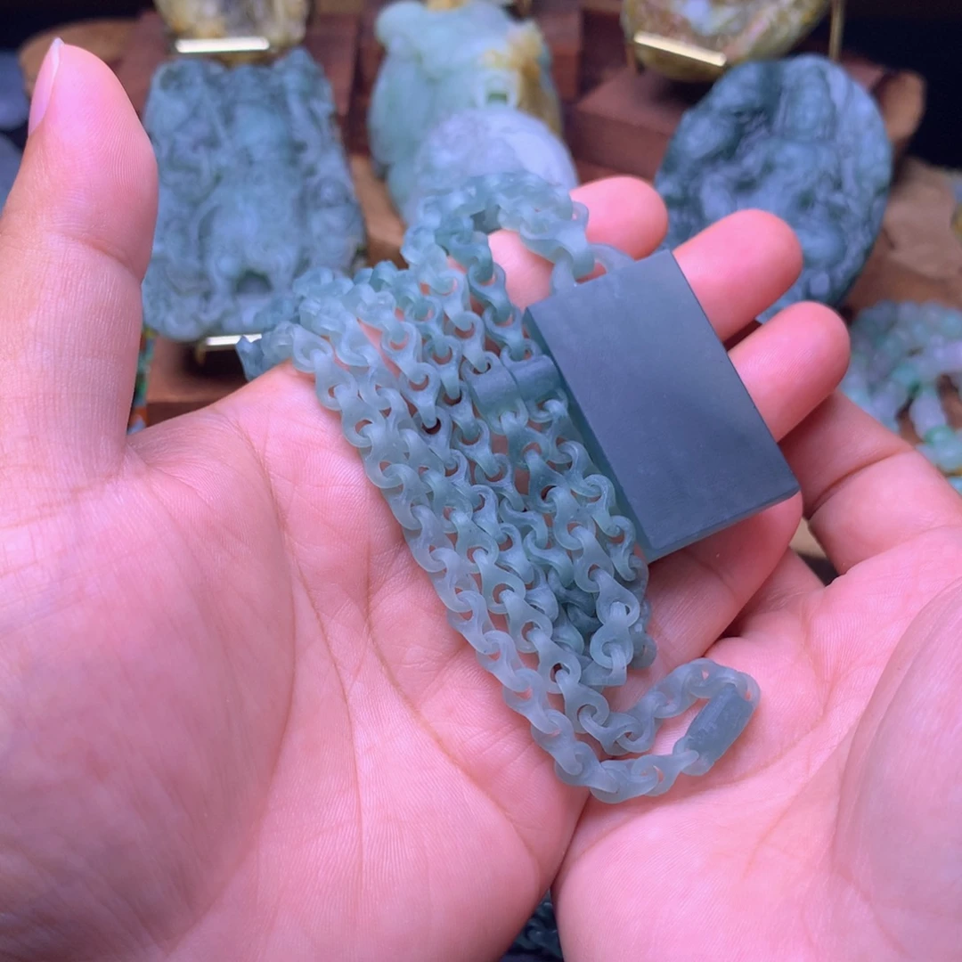 王***智定制翡翠未镶嵌翡翠