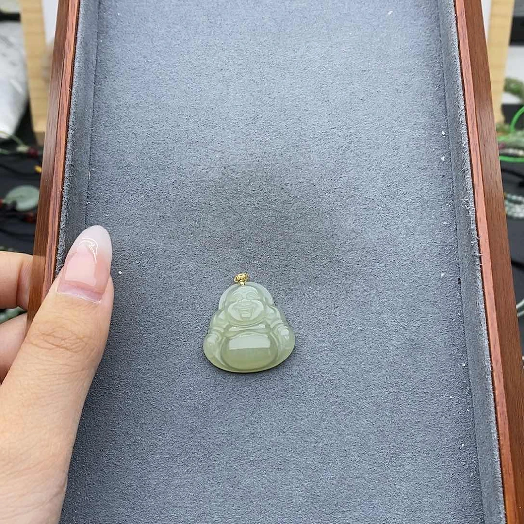 和田玉吊坠(不含链)18K金镶嵌