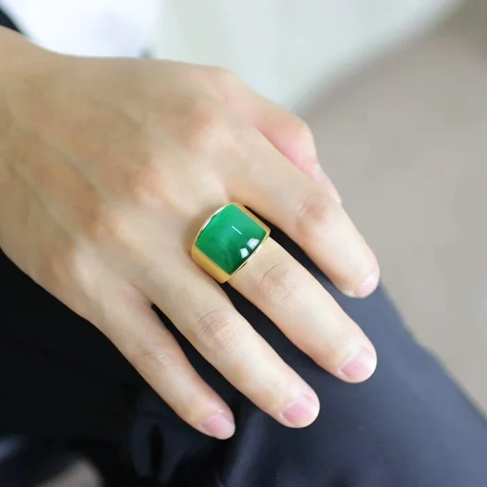 策{闪购商品}漂亮的一个玛瑙戒指2.1.雨