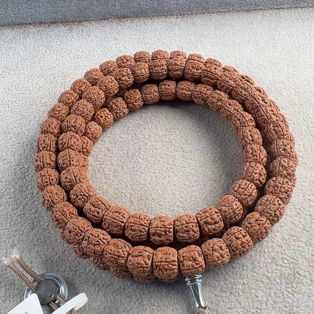 Z***。金刚菩提手串龙切灵丸