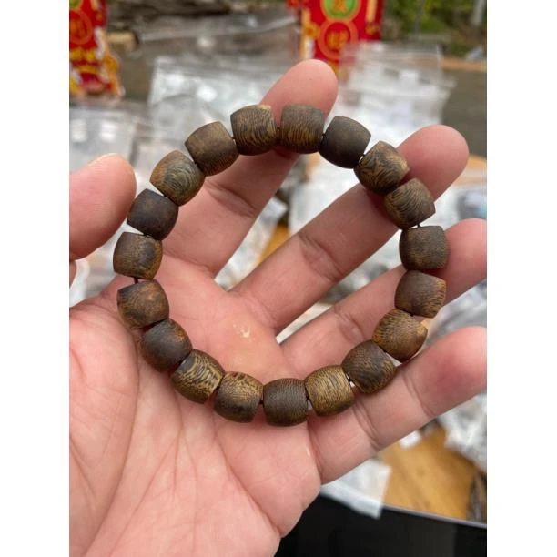 海南种植老白棋沉香手串11×12鼓珠单圈025073