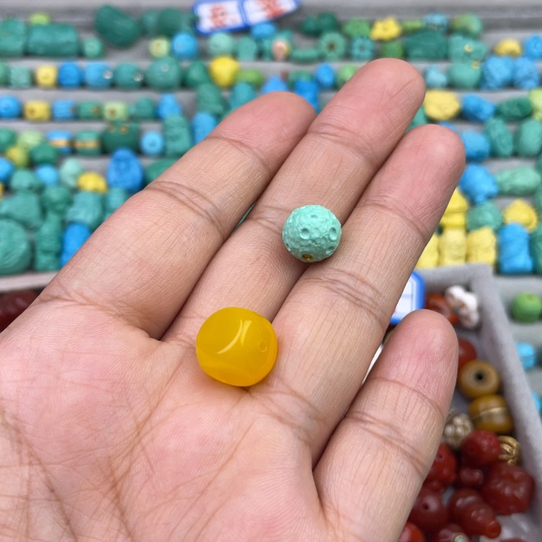 狐***9玛瑙/玉髓未镶嵌珠宝半成品