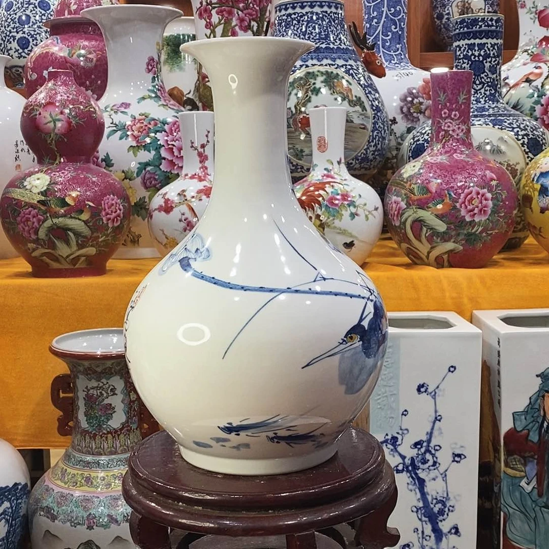 摆件何*欣景德镇陶瓷青花赏瓶