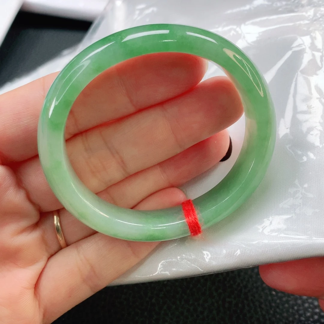 未镶嵌手镯翡翠52贵妃