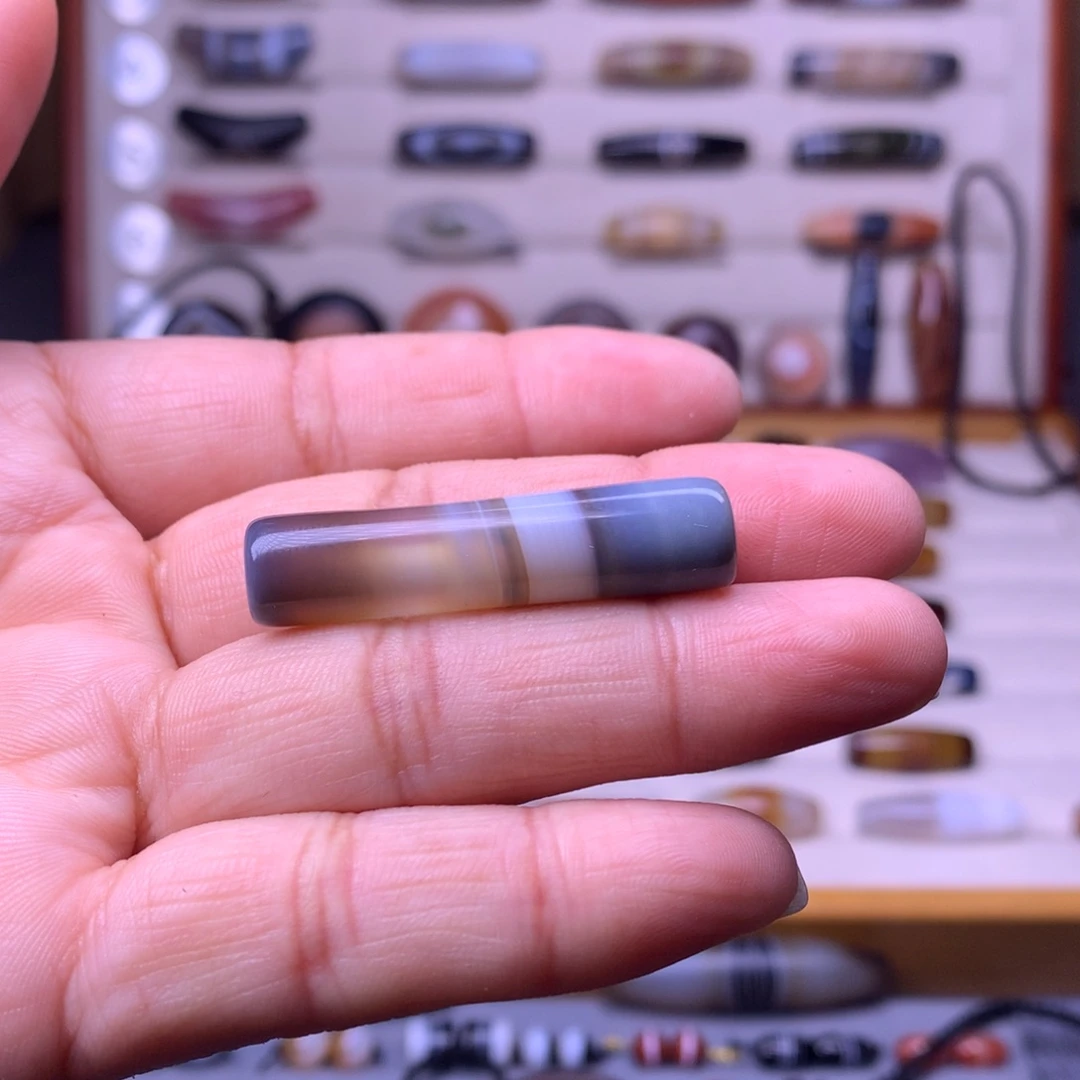 玛瑙/玉髓未镶嵌珠宝奇石