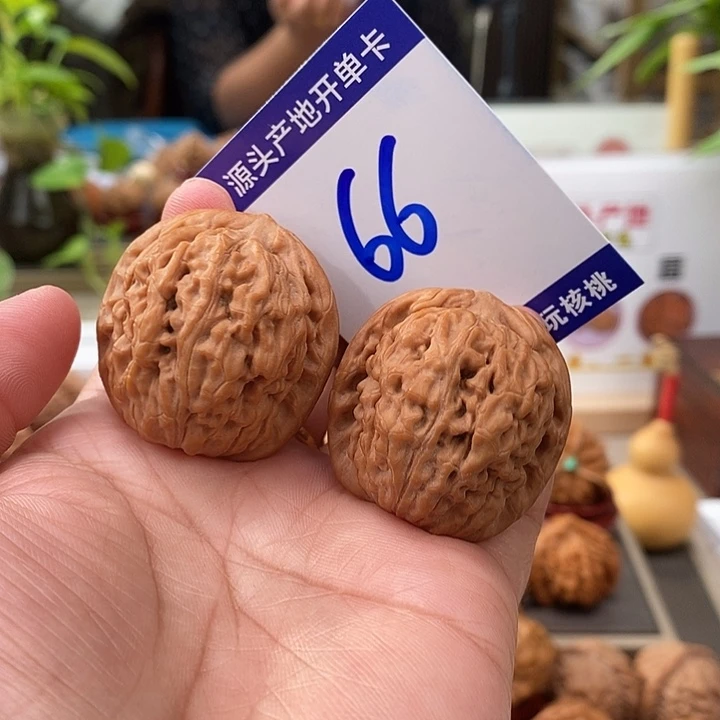 文玩核桃把件35全品莲花66号