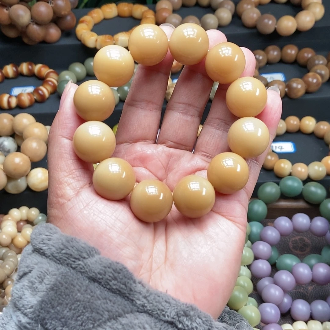 吊坠菩提根/象牙果20mm风化圆珠