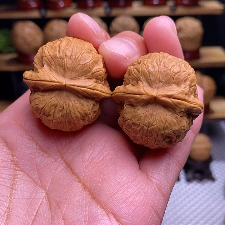 文玩核桃吊坠金龟子6