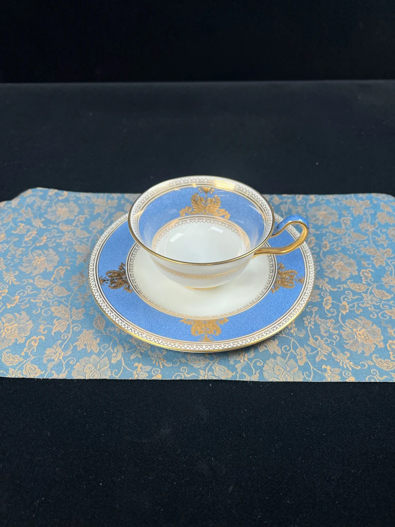 日本回流瓷器英产韦奇伍德哥伦比亚帝国系列24K金蚀咖啡甜品碟套