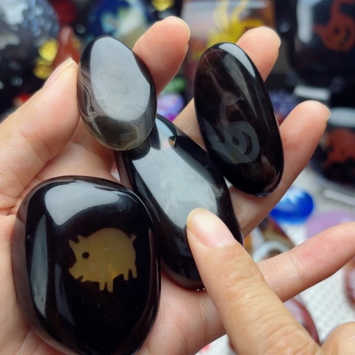 飞***哥玛瑙/玉髓合金珠宝半成品