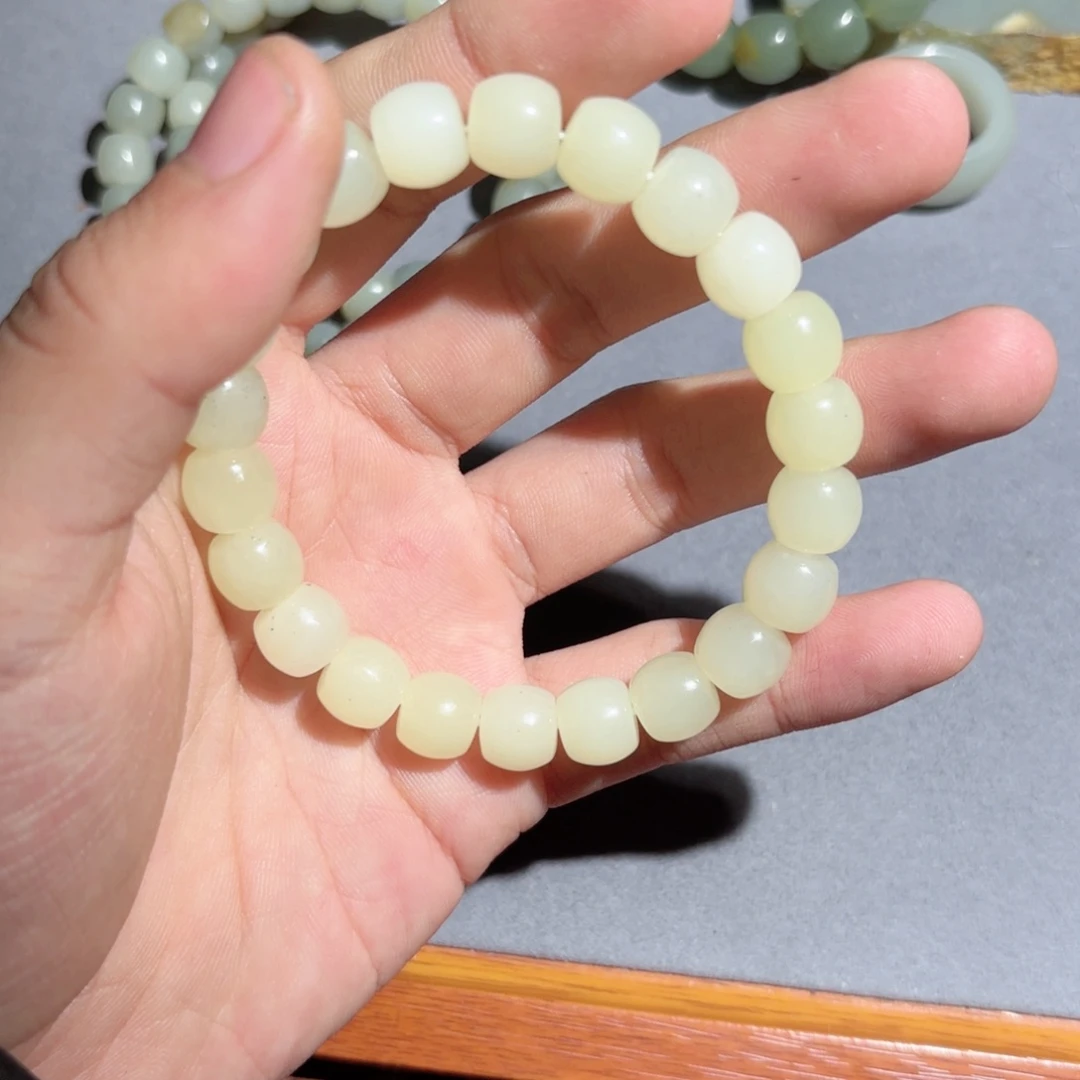 和田玉手链未镶嵌