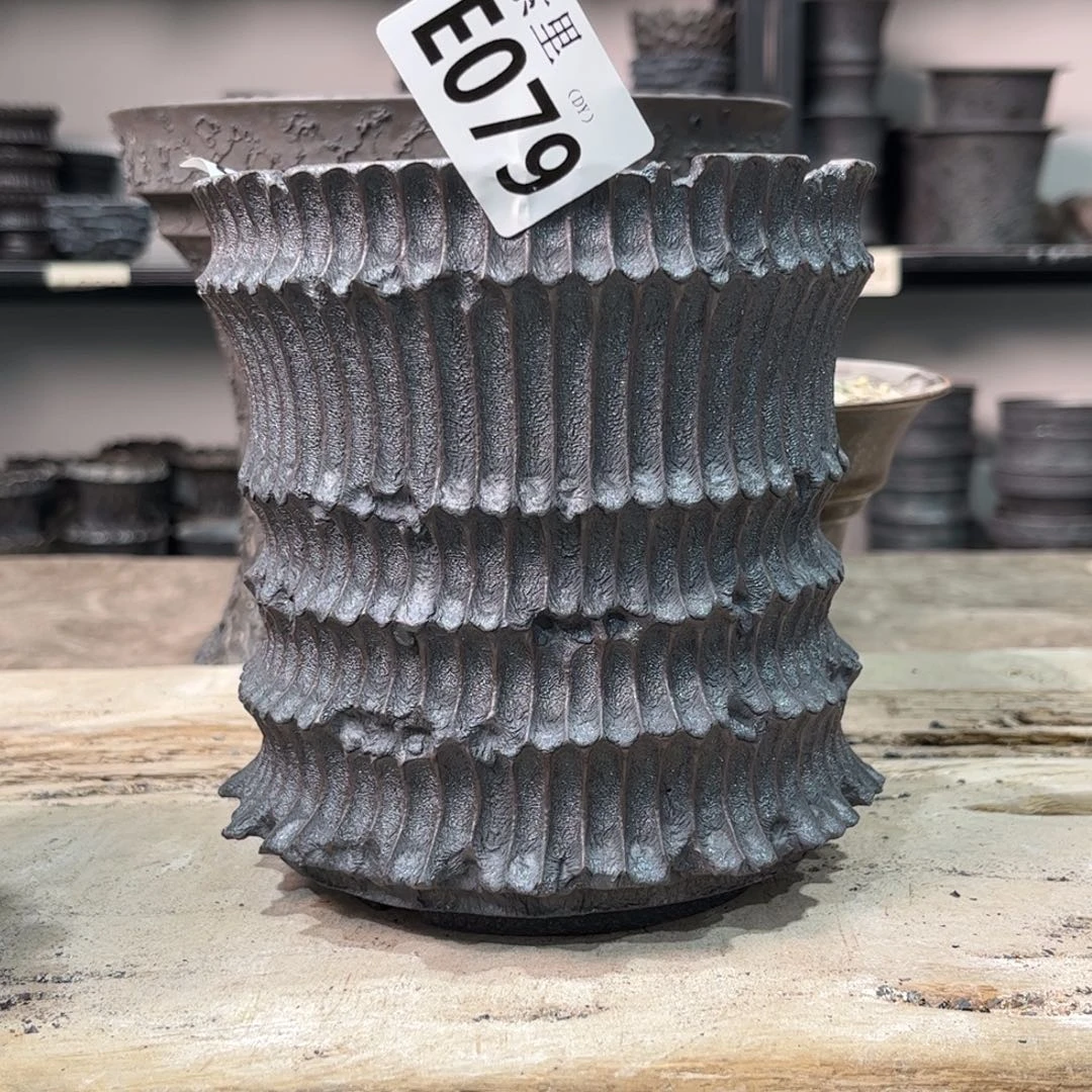 陶内口12高14瑕疵