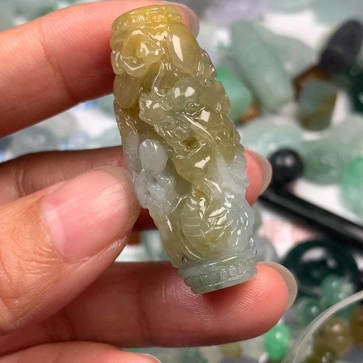 定制翡翠未镶嵌翡翠