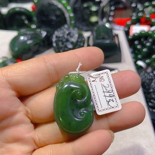 蛇纹石玉未镶嵌泰山玉