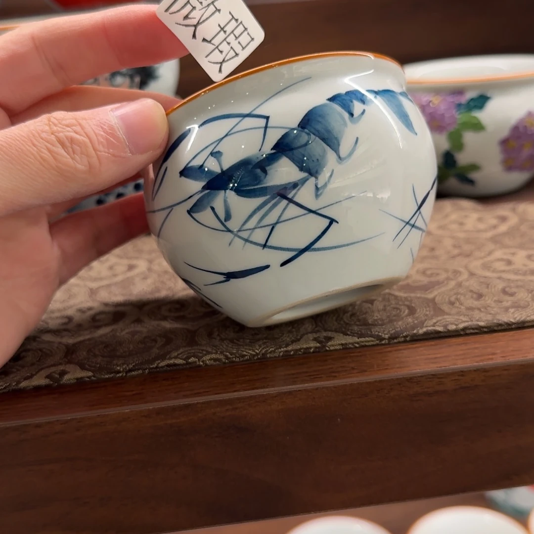 釉下手绘茶具微瑕