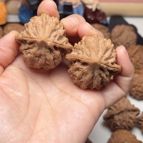 泡***弟吊坠文玩核桃灯笼