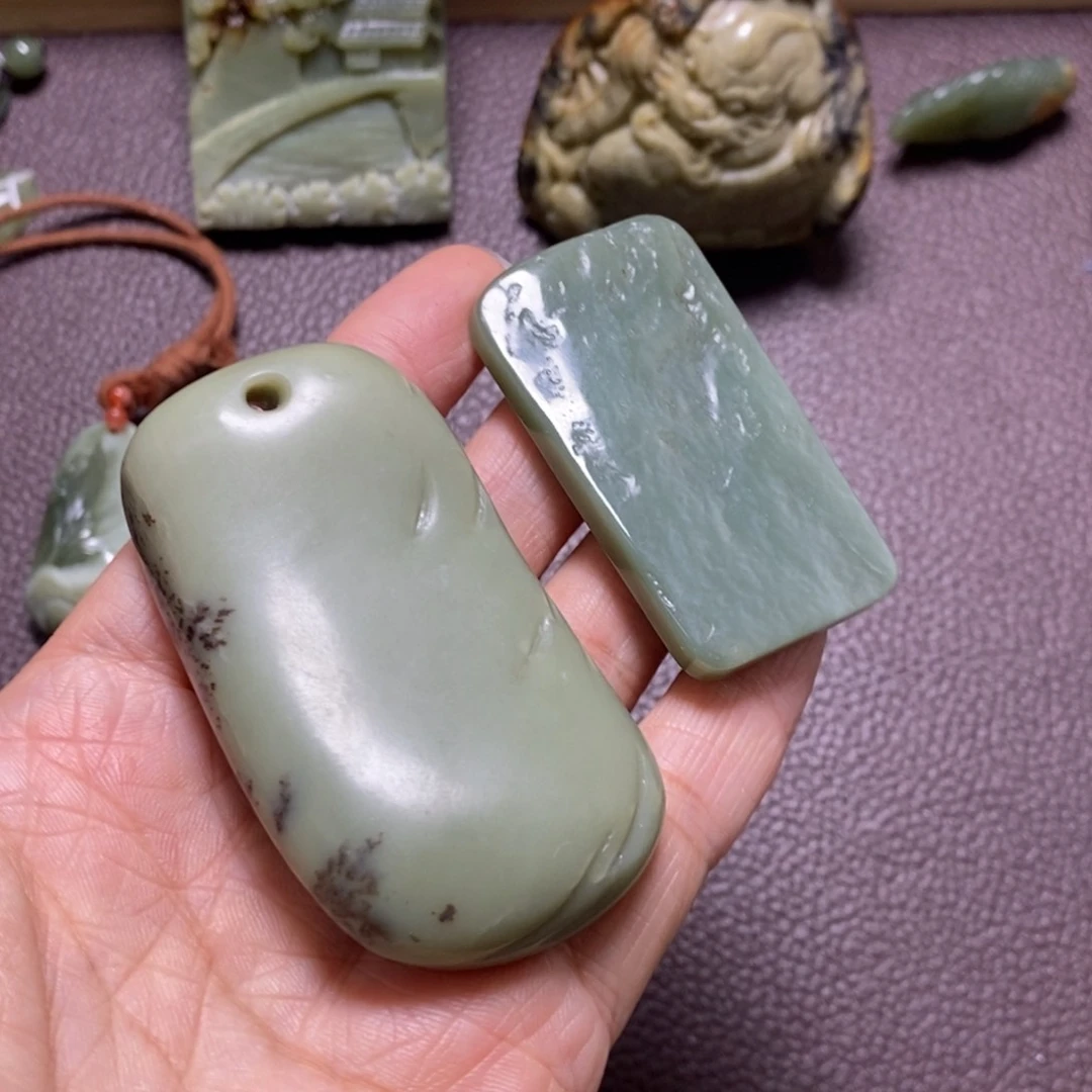 岫岩河磨玉（透闪石质玉）挂件未镶嵌蝈*