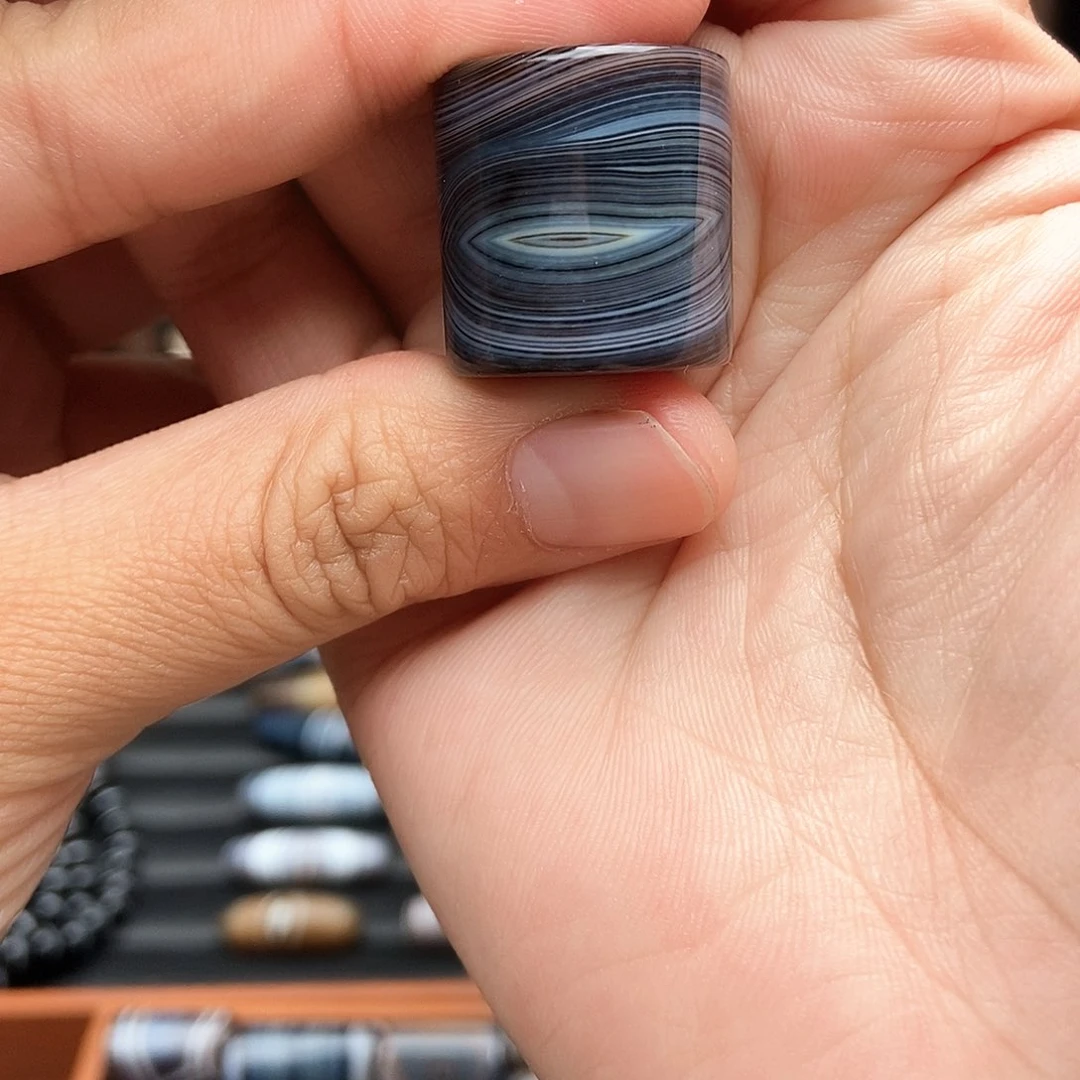 合金颈饰玛瑙/玉髓