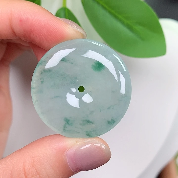 翡翠未镶嵌颈饰104/32.3-5.6mm