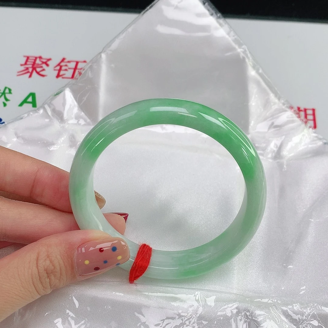 未镶嵌手镯翡翠218