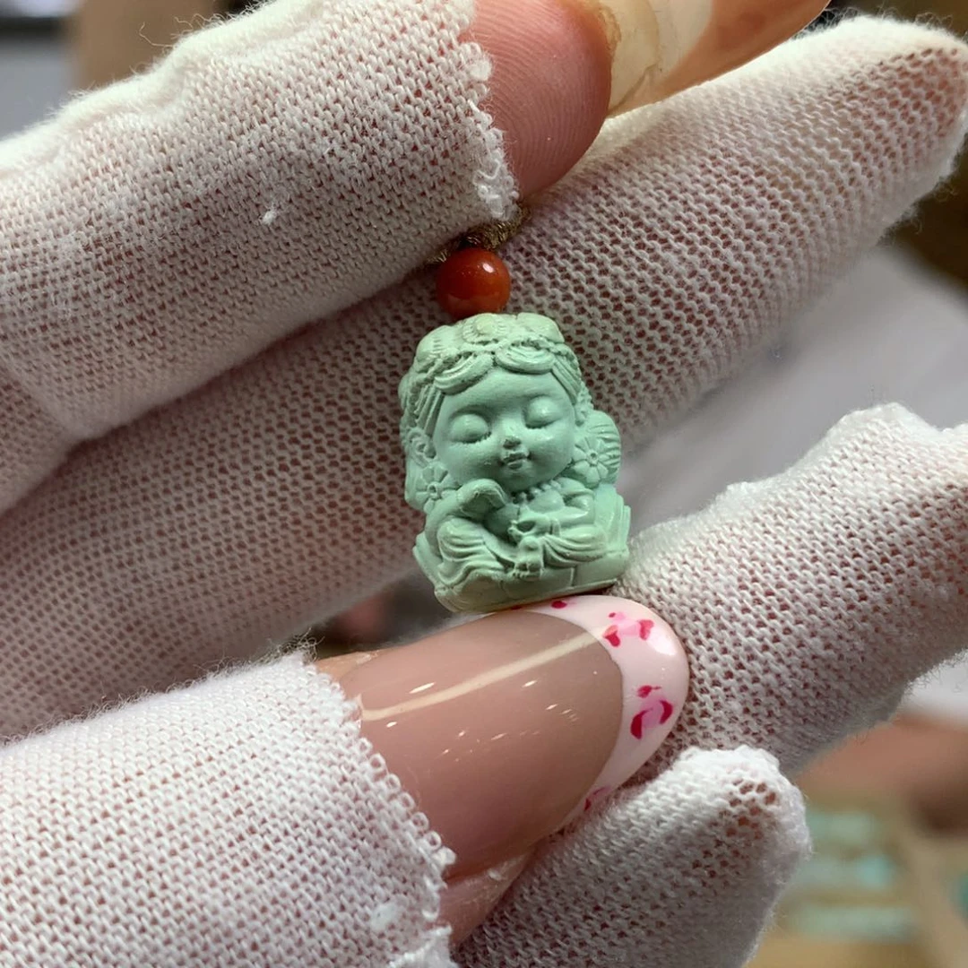 绿松石未镶嵌挂件