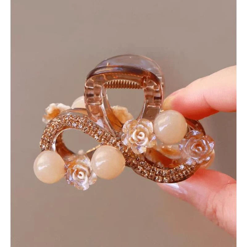 C1038韩版新款玫瑰花珠珠8字抓夹6cm精致可爱刘海小夹子