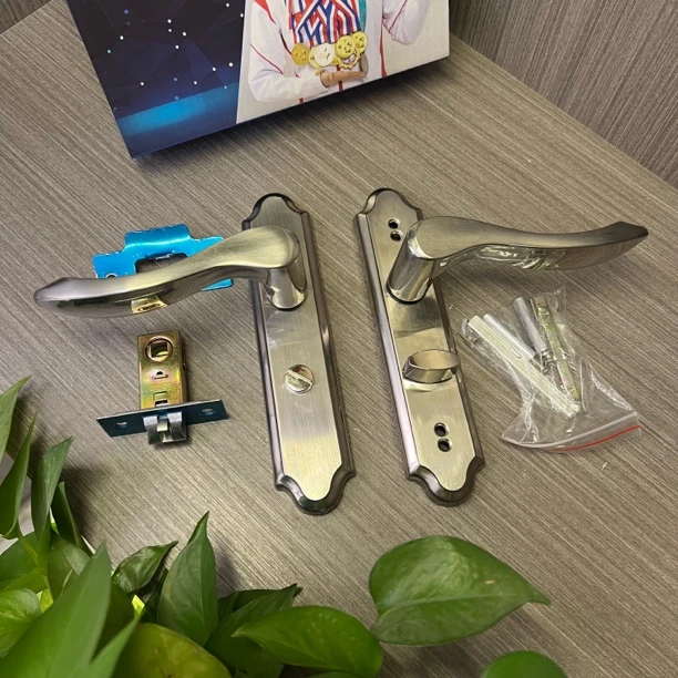 （拍一发十）517卫浴锁110/125孔距可调标配35锁舌厨房五金