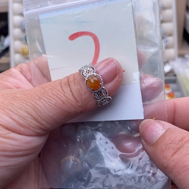未镶嵌戒指翡翠缅甸