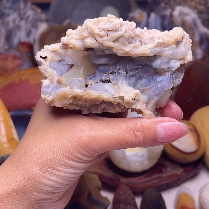 石头马达加斯加缠丝玛瑙